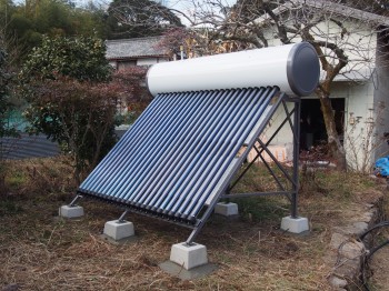 太陽熱温水器サントップ
